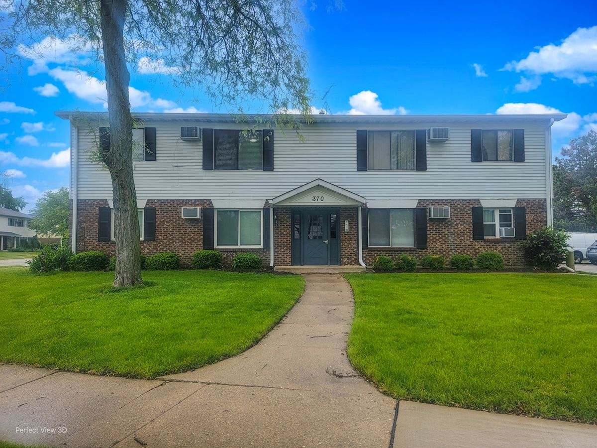 370 Echo Lane, Aurora, IL 60504