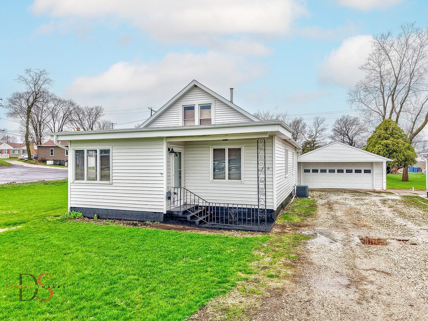 319 Railroad Avenue — Ottawa, IL 61350