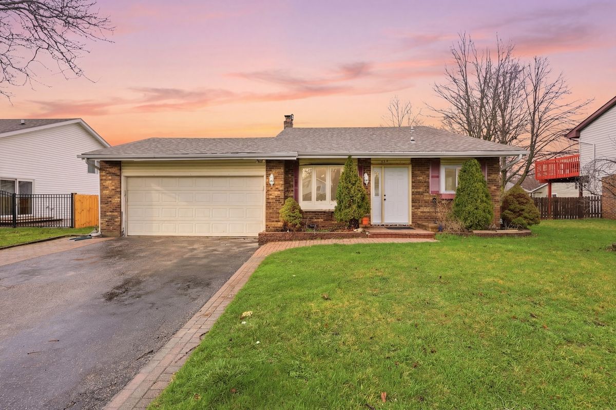 254 Terry Court, Woodstock, IL 60098