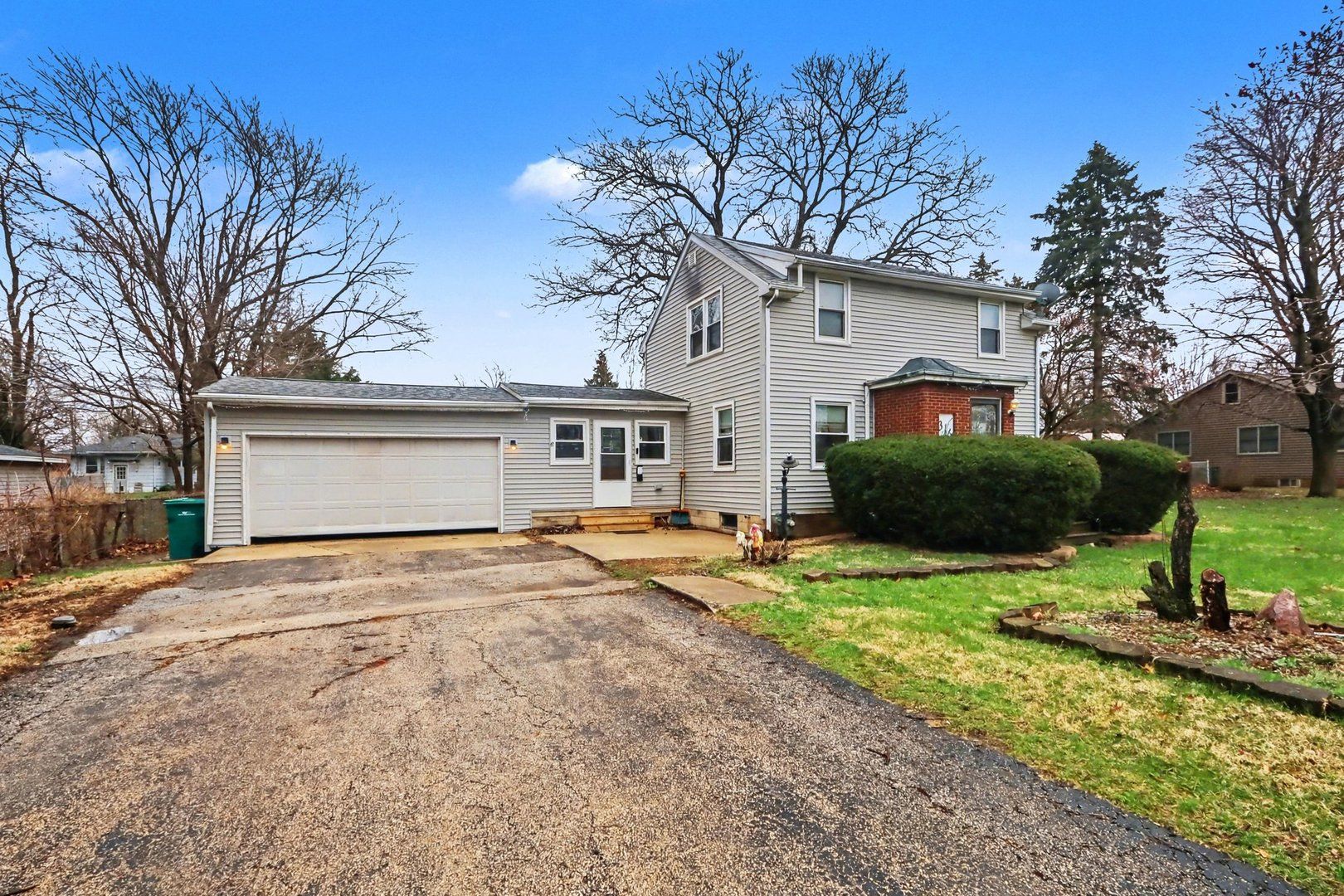 316 SIEGMUND Street — Joliet, IL 60433