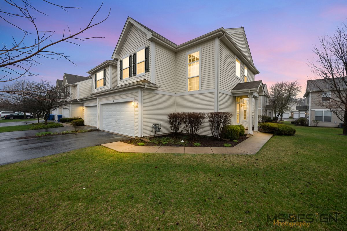 1531 Legacy Drive, DeKalb, IL 60115