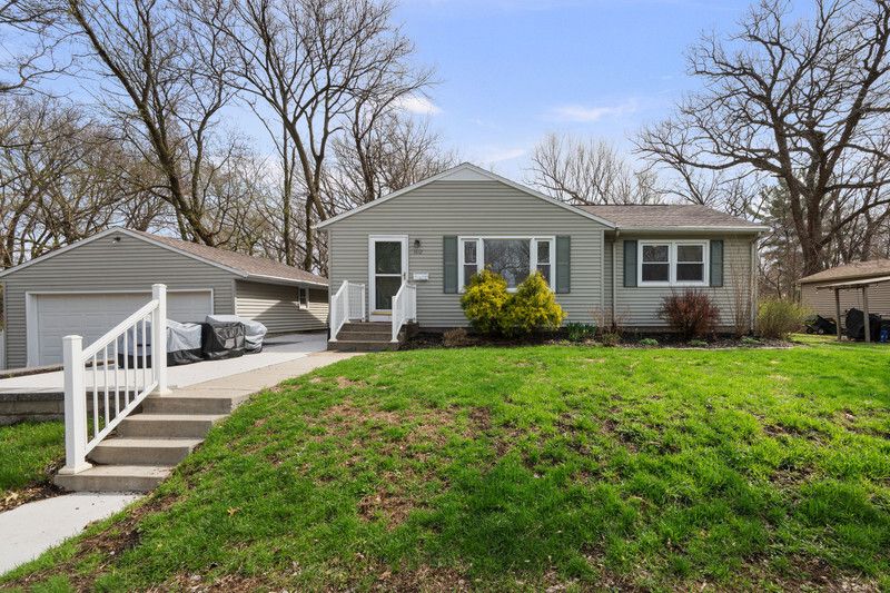 1612 31st Street A — Moline, IL 61265