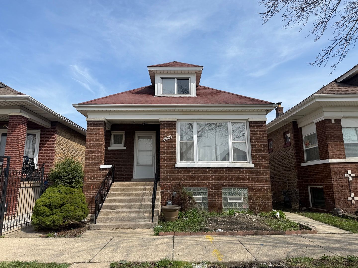 6241 S Francisco Avenue — Chicago, IL 60629