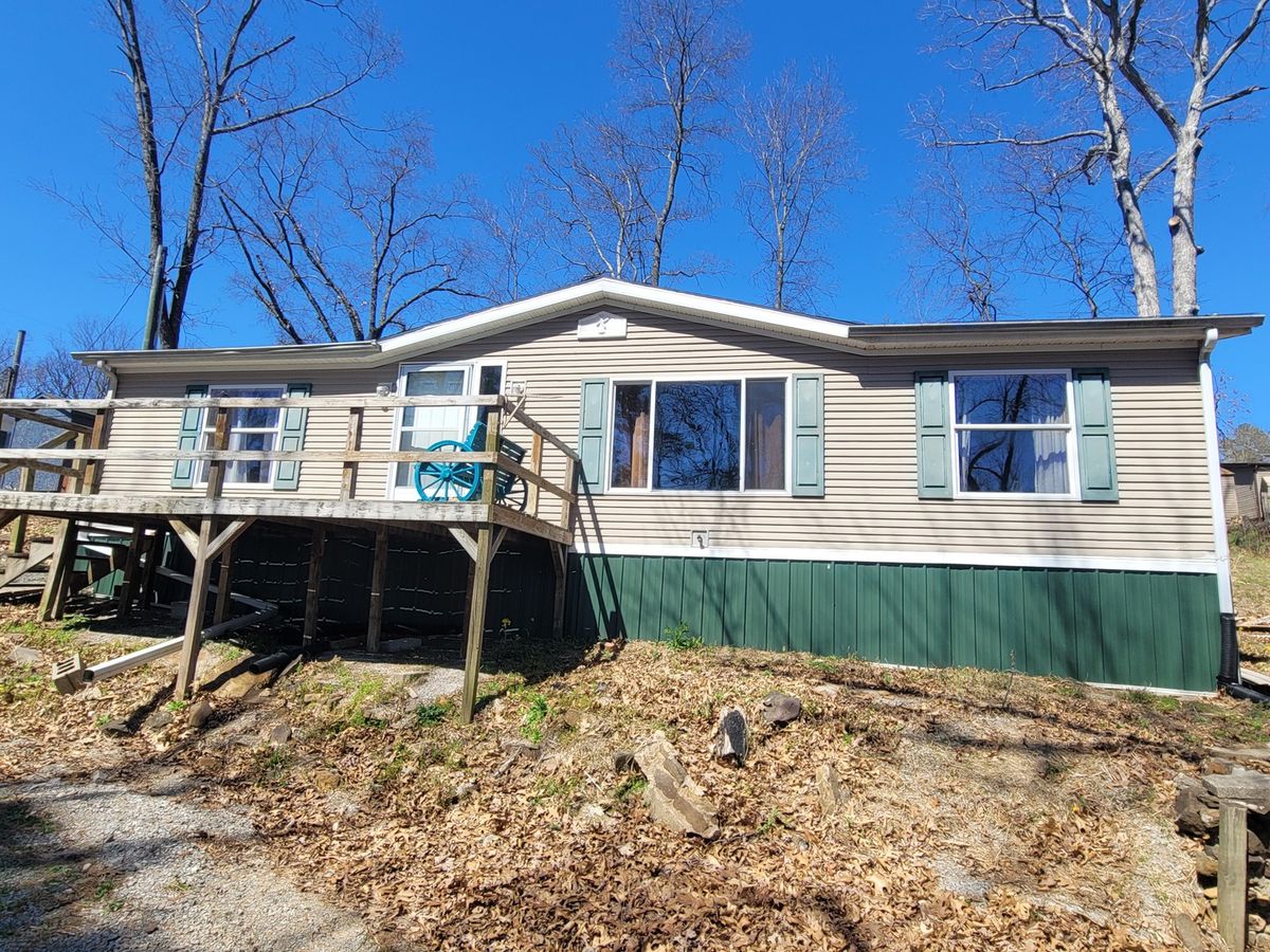 45 White Sands Road, Creal Springs, IL 62922