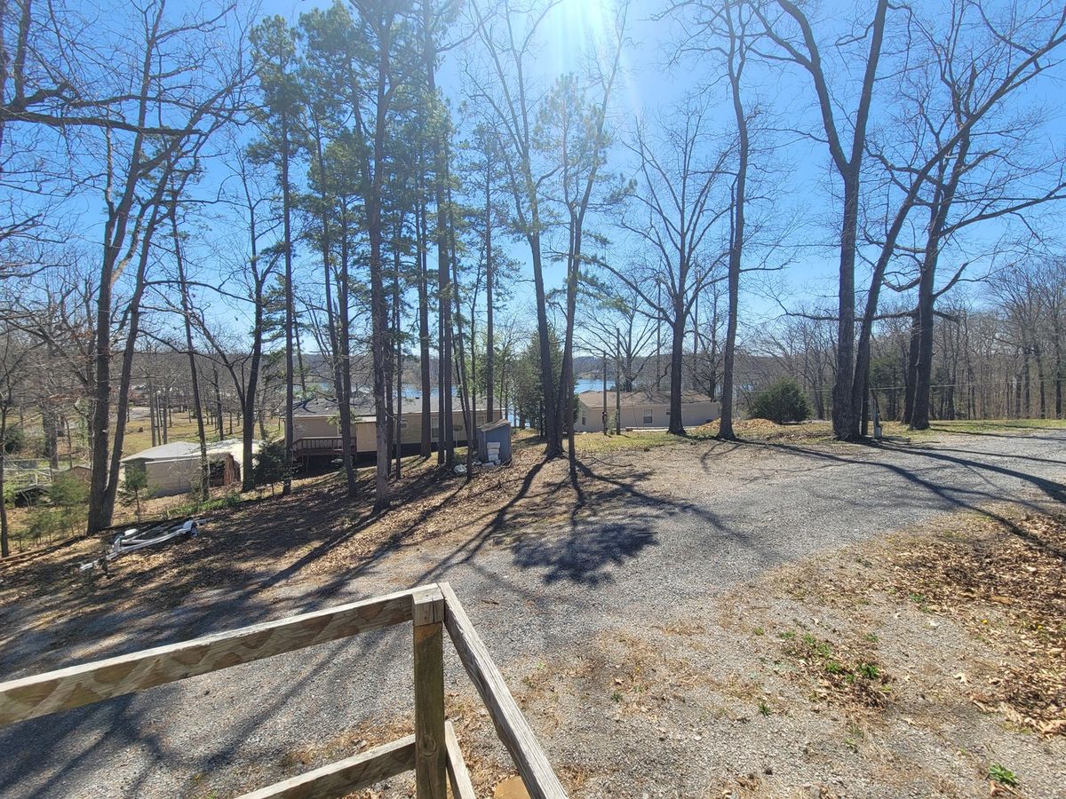 45 White Sands Road, Creal Springs, IL 62922