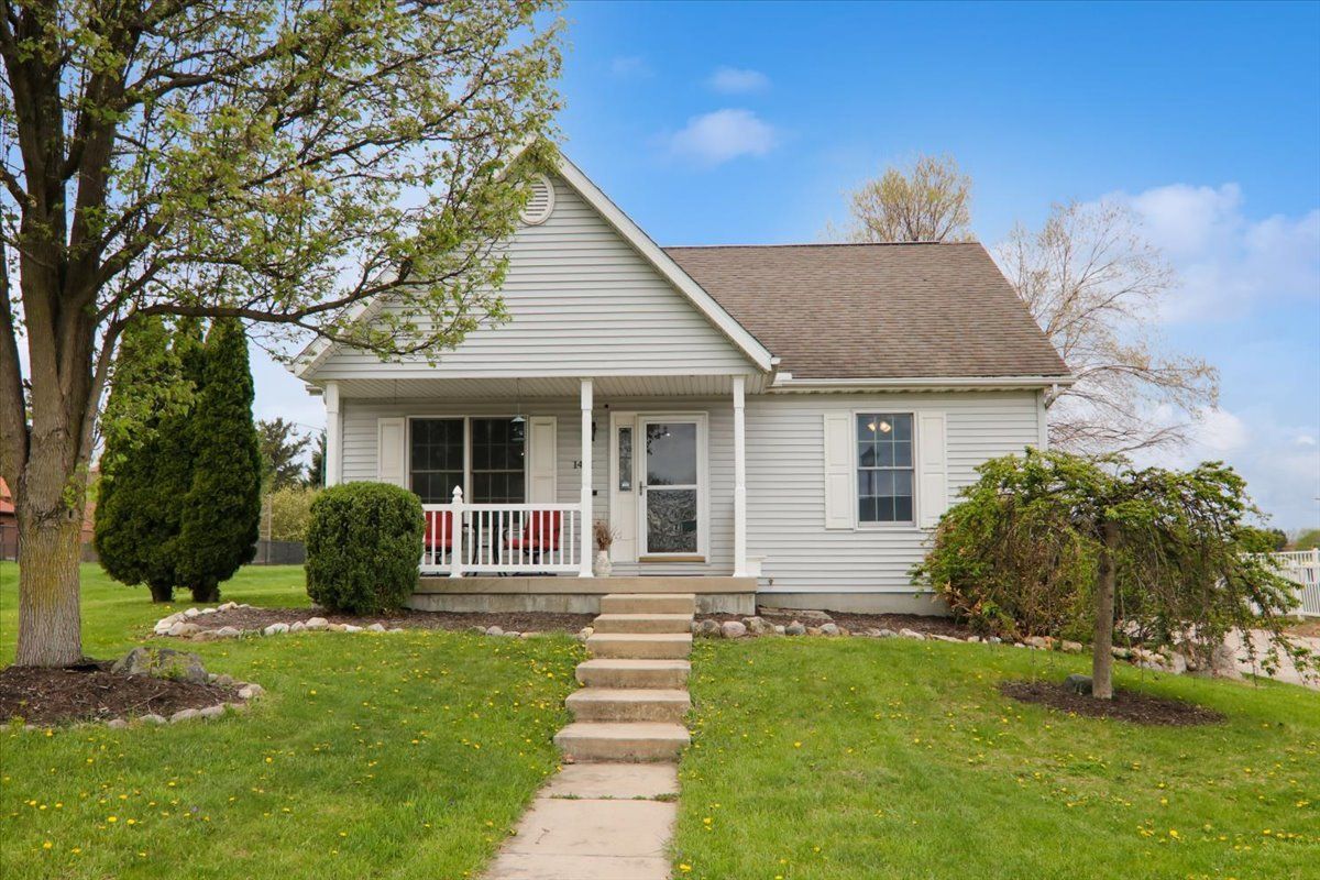 1401 River Landing — Normal, IL 61761