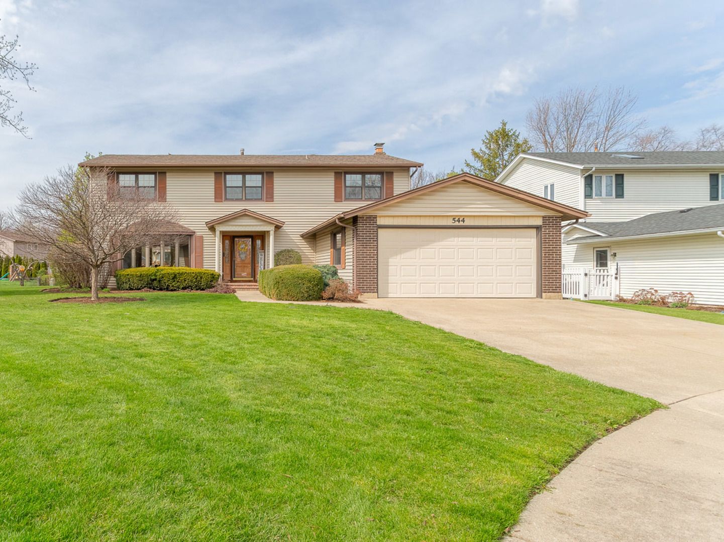 544 NORTHAMPTON Circle — Elk Grove Village, IL 60007