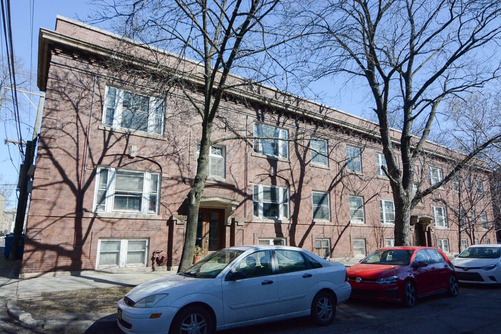 1408 ROSEMONT Avenue, Chicago, IL 60660