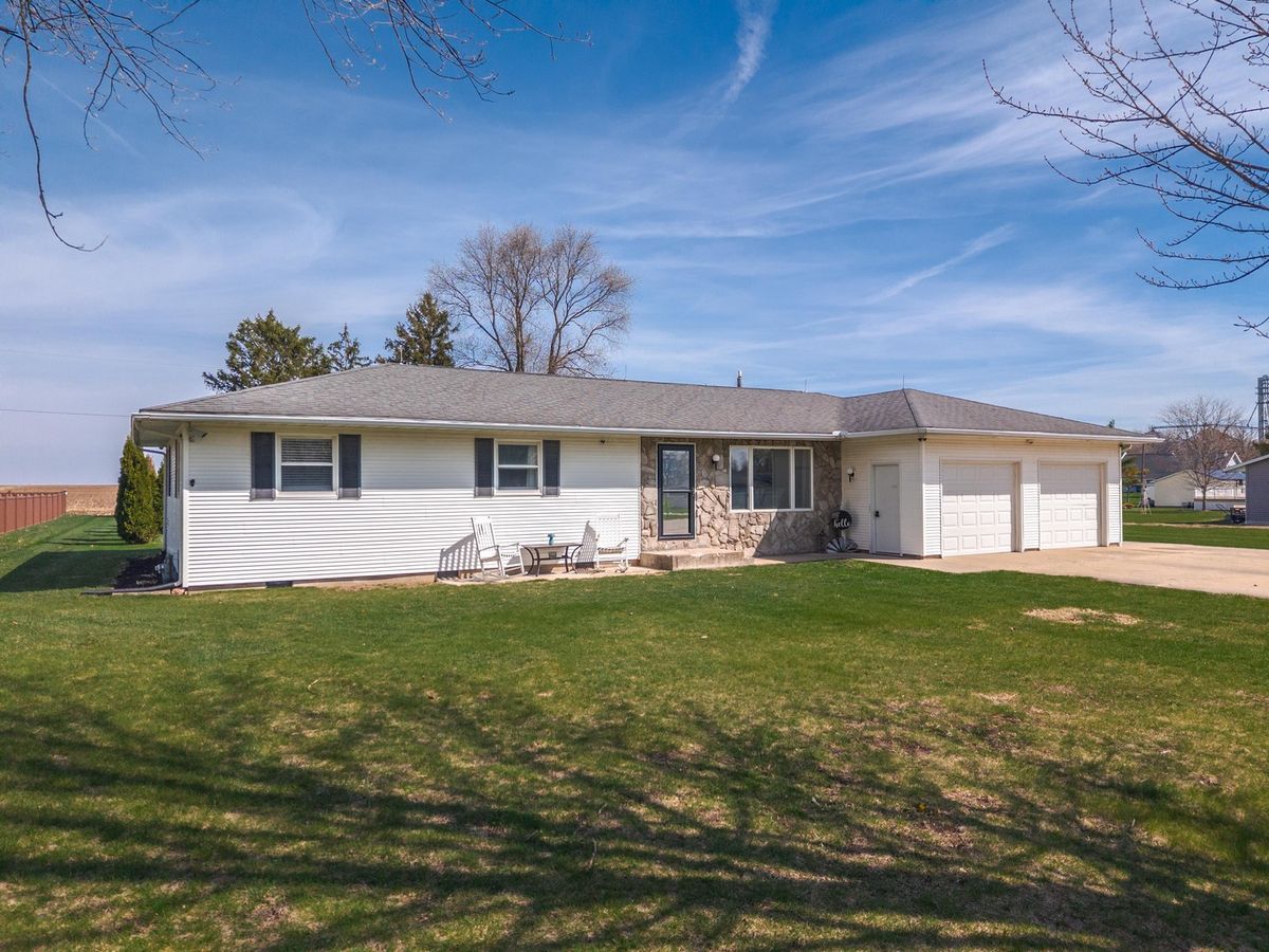 405 Jeffery Street, Cullom, IL 60929