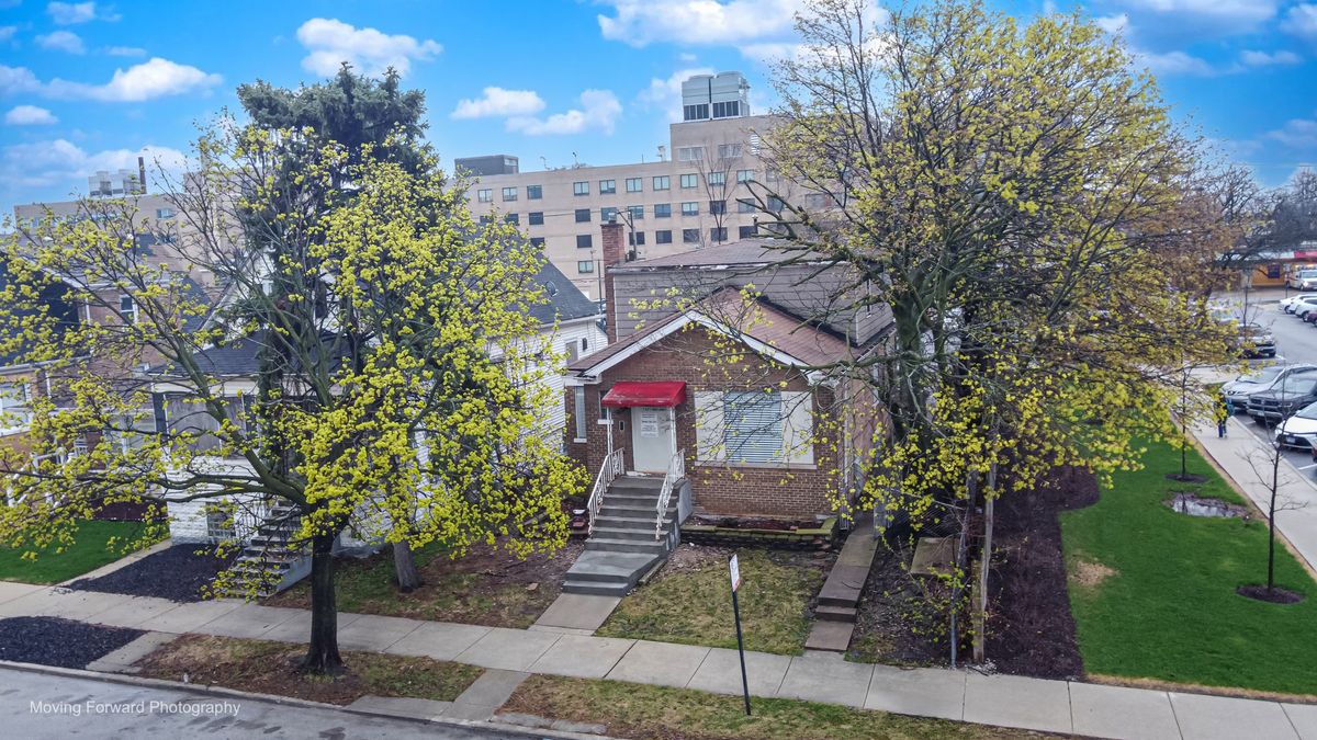 2313 92nd Street, Chicago, IL 60617