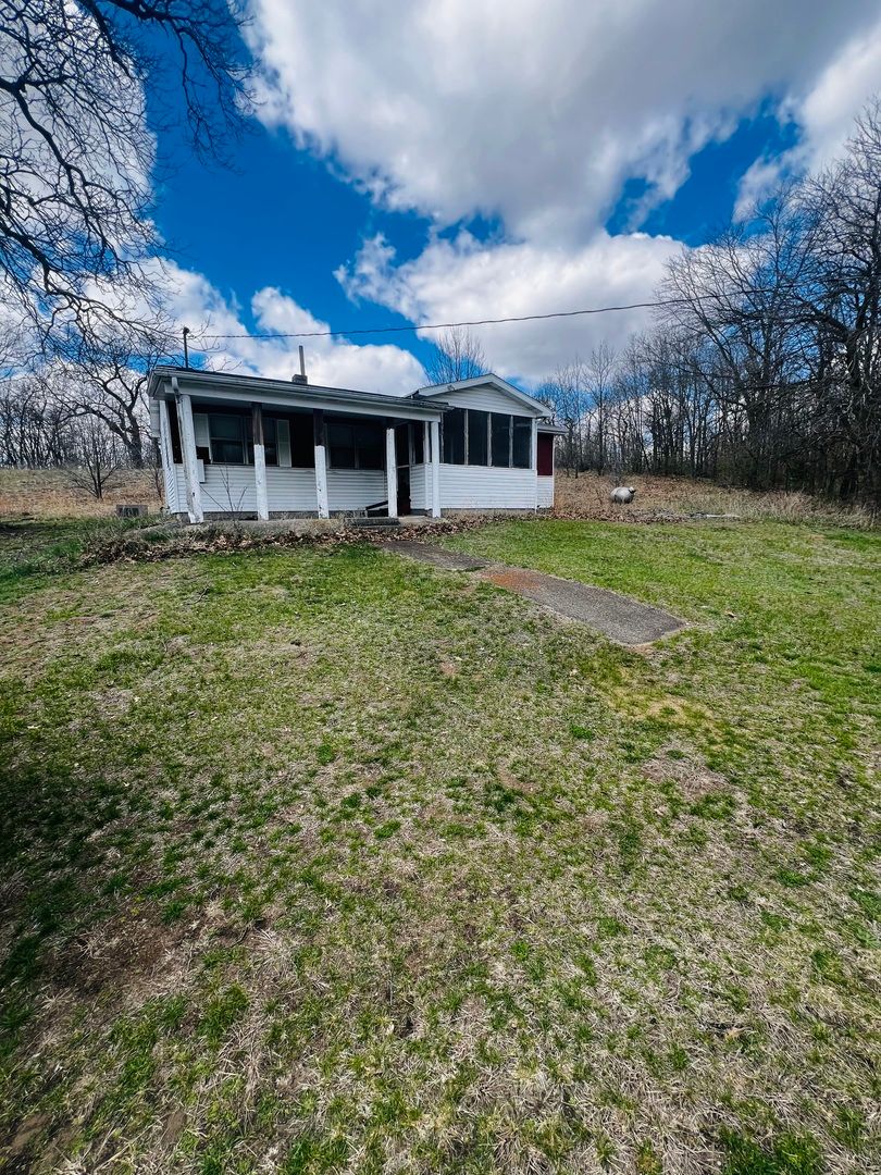 5266 12750e Road, Pembroke Twp, IL 60958