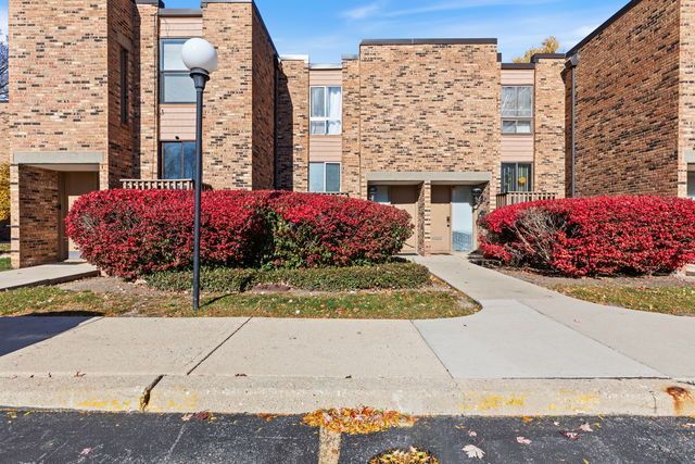 1620 Waxwing Court — Schaumburg, IL 60173