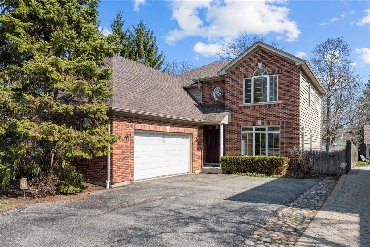 1303 GLENCOE Avenue, Highland Park, IL 60035