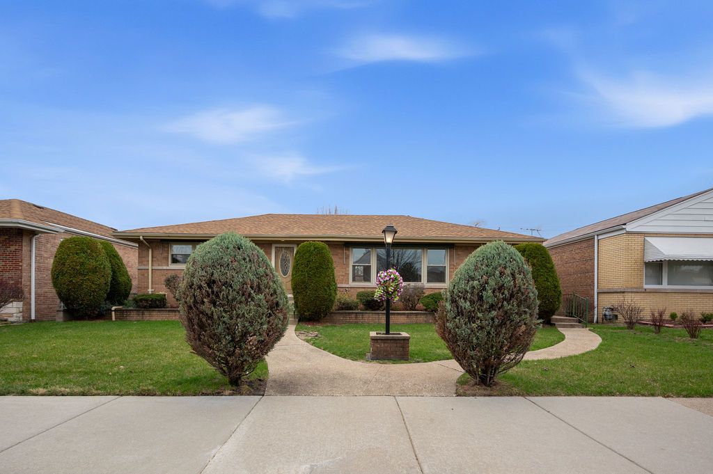 11042 Avenue N, Chicago, IL 60617