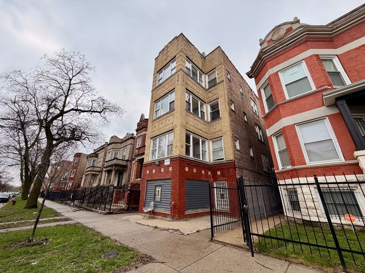 1424 Avers Avenue, Chicago, IL 60623