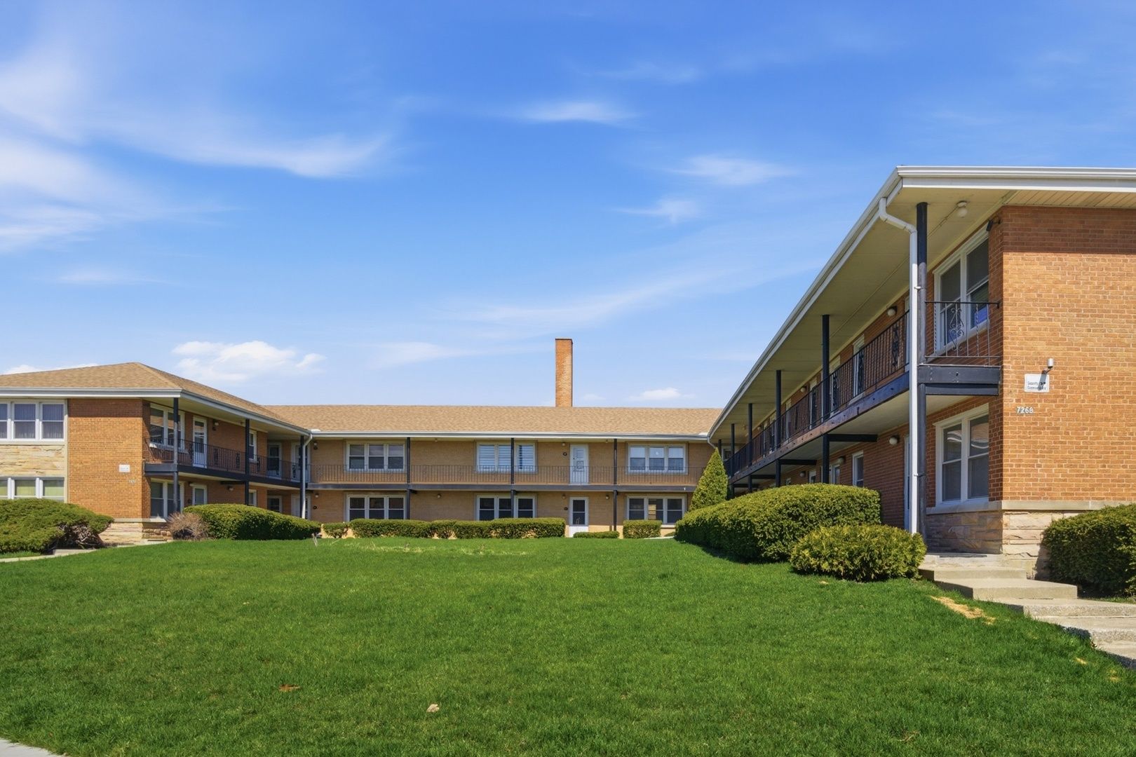 7268 W Thorndale Avenue #4B — Chicago, IL 60631