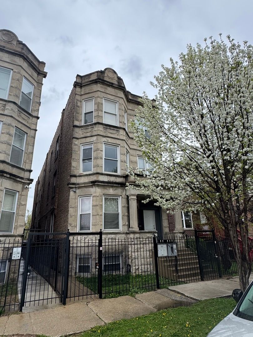 3548 13th Place — Chicago, IL 60623
