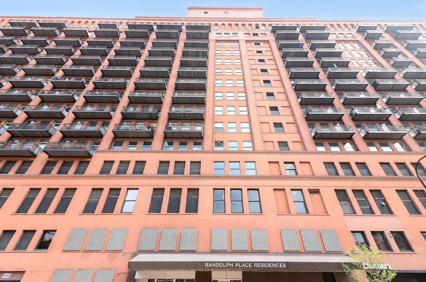 165 N CANAL Street #1129 — Chicago, IL 60606