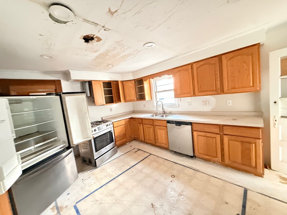 101 5th Street, Carmi, IL 62821
