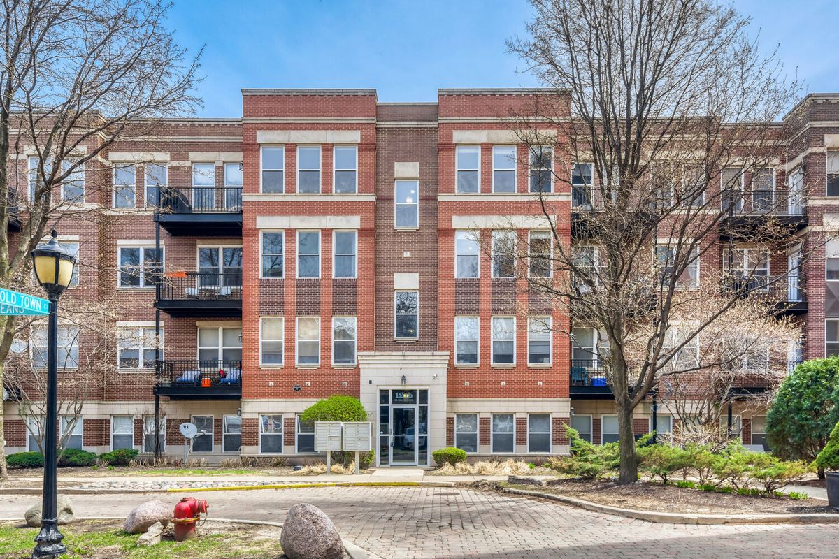 1215 Orleans Street, Chicago, IL 60610