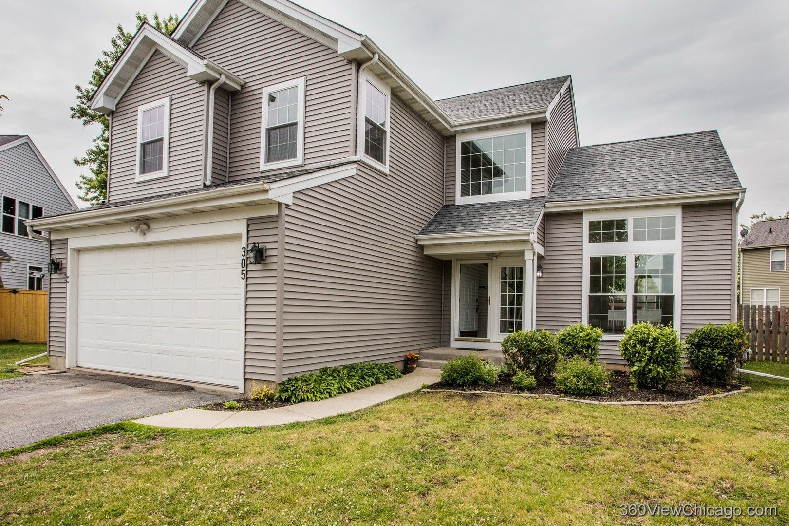 305 W Applegate Court — Round Lake, IL 60073