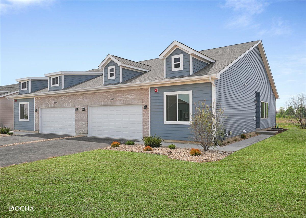 3995 Shoeger Drive — Yorkville, IL 60560