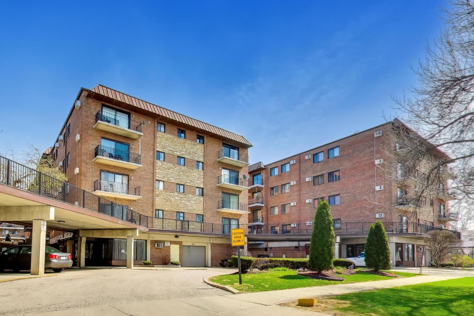 2325 N Neva Avenue #302B — Chicago, IL 60707