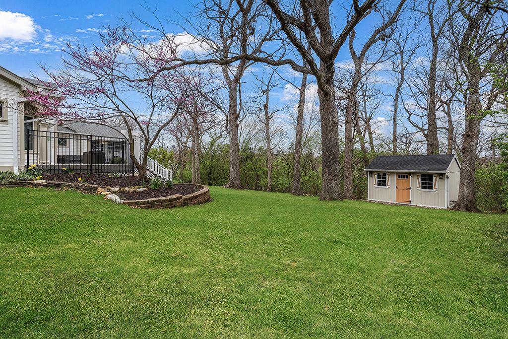 10 Deerpath Lane, Palos Park, IL 60464