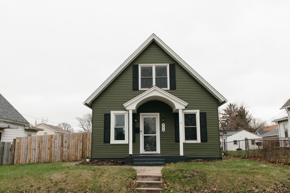 544 24th Avenue, Moline, IL 61265