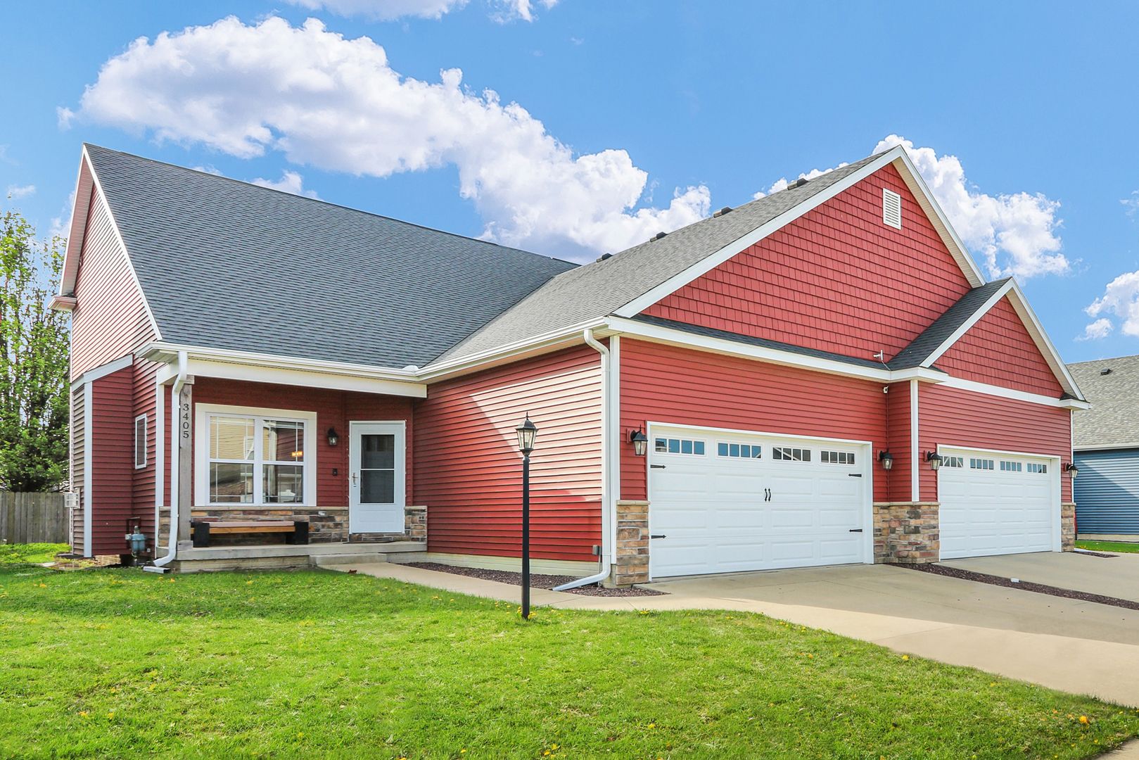 3405 Boulder Ridge Drive — Champaign, IL 61822