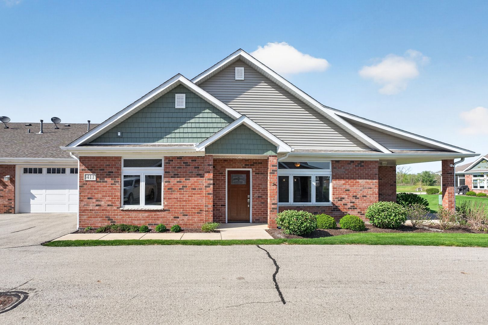 411 Stearn Drive #411 — Genoa, IL 60135