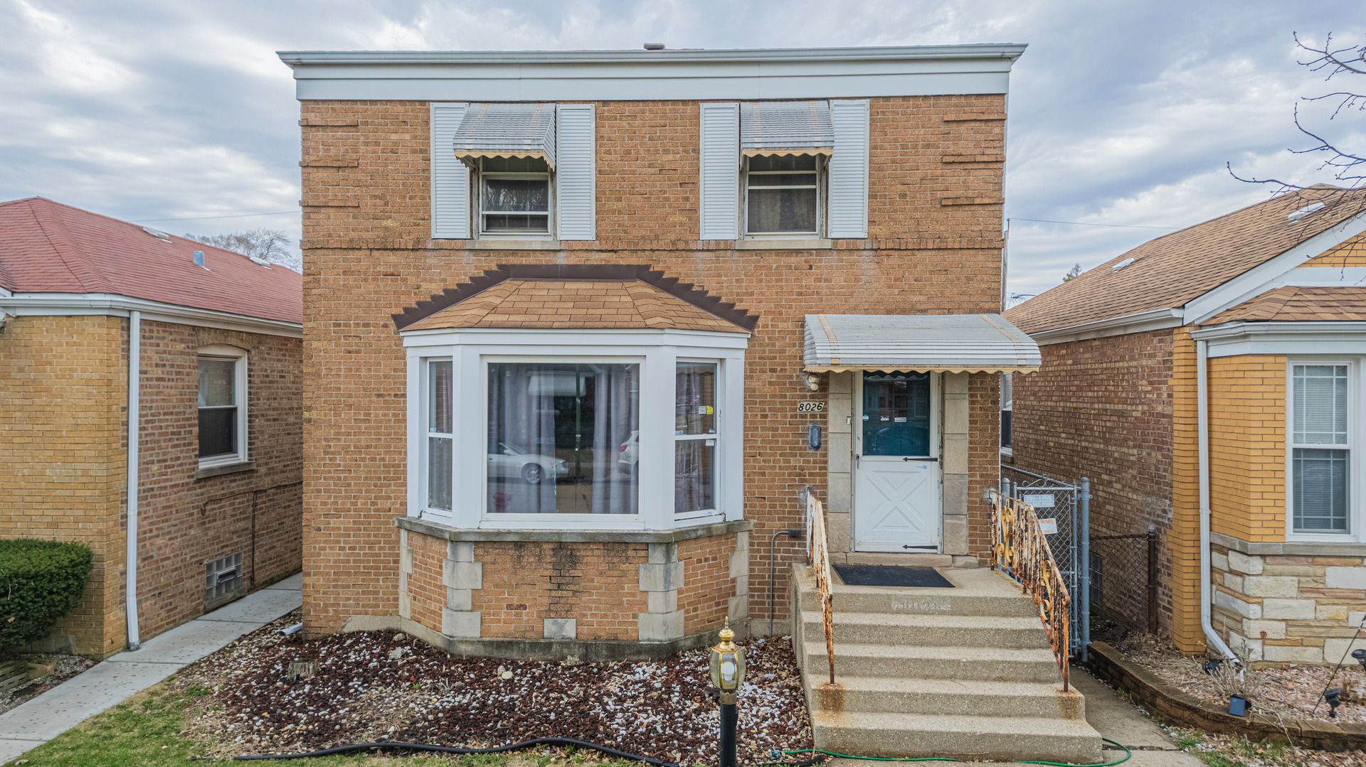 8026 S Fairfield Avenue — Chicago, IL 60652