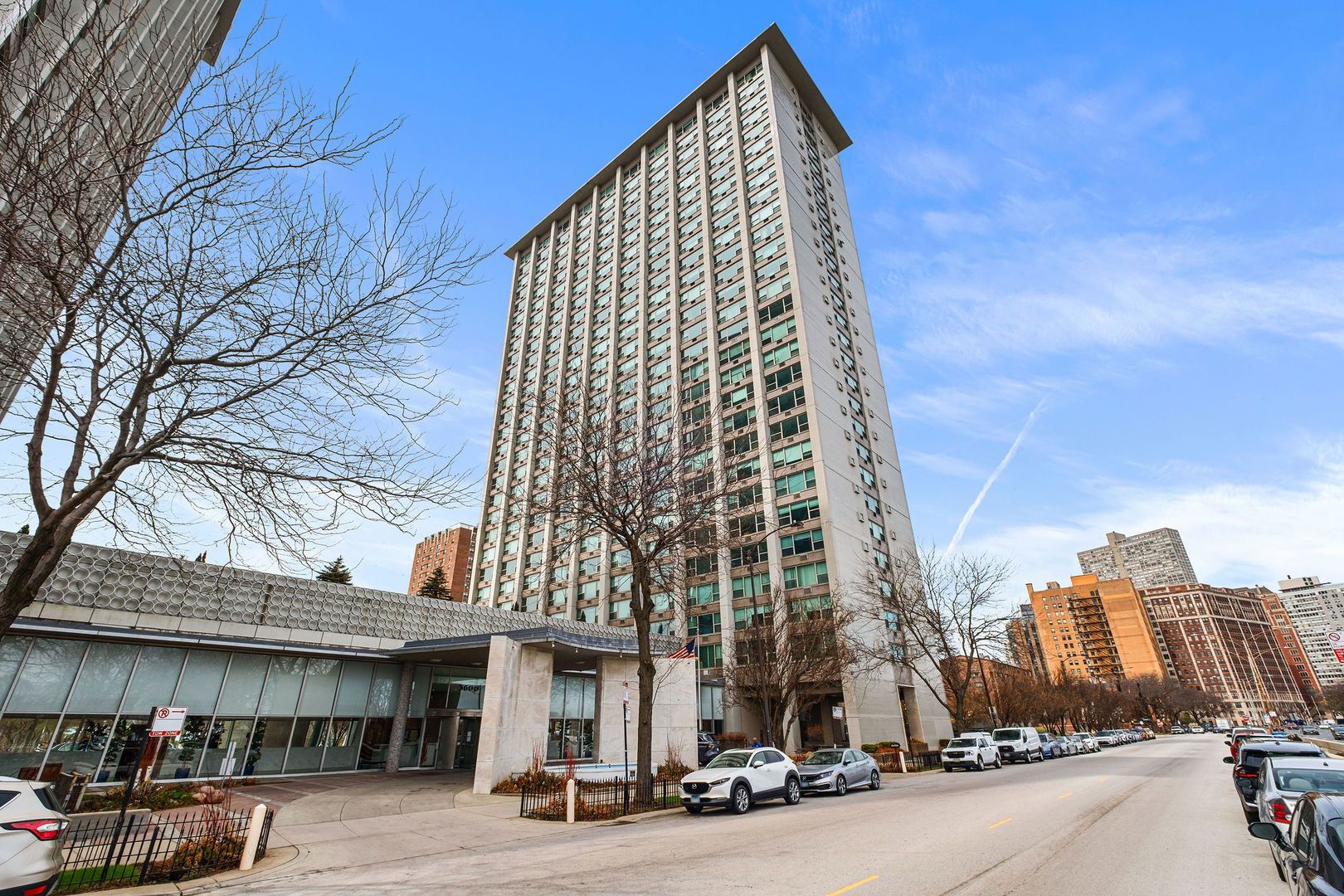 3600 N Lake Shore Drive #2122 — Chicago, IL 60613