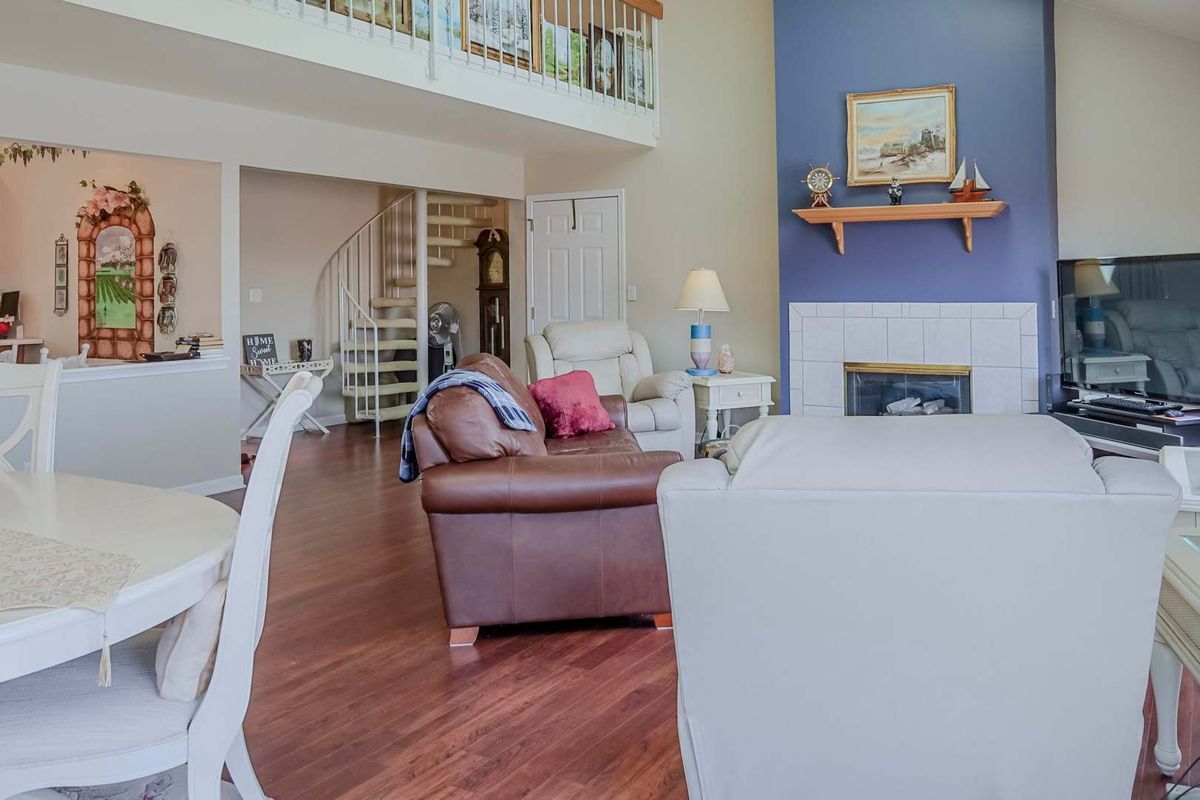 5065 Spinnaker Lane #D, Crown Point, IN 46307