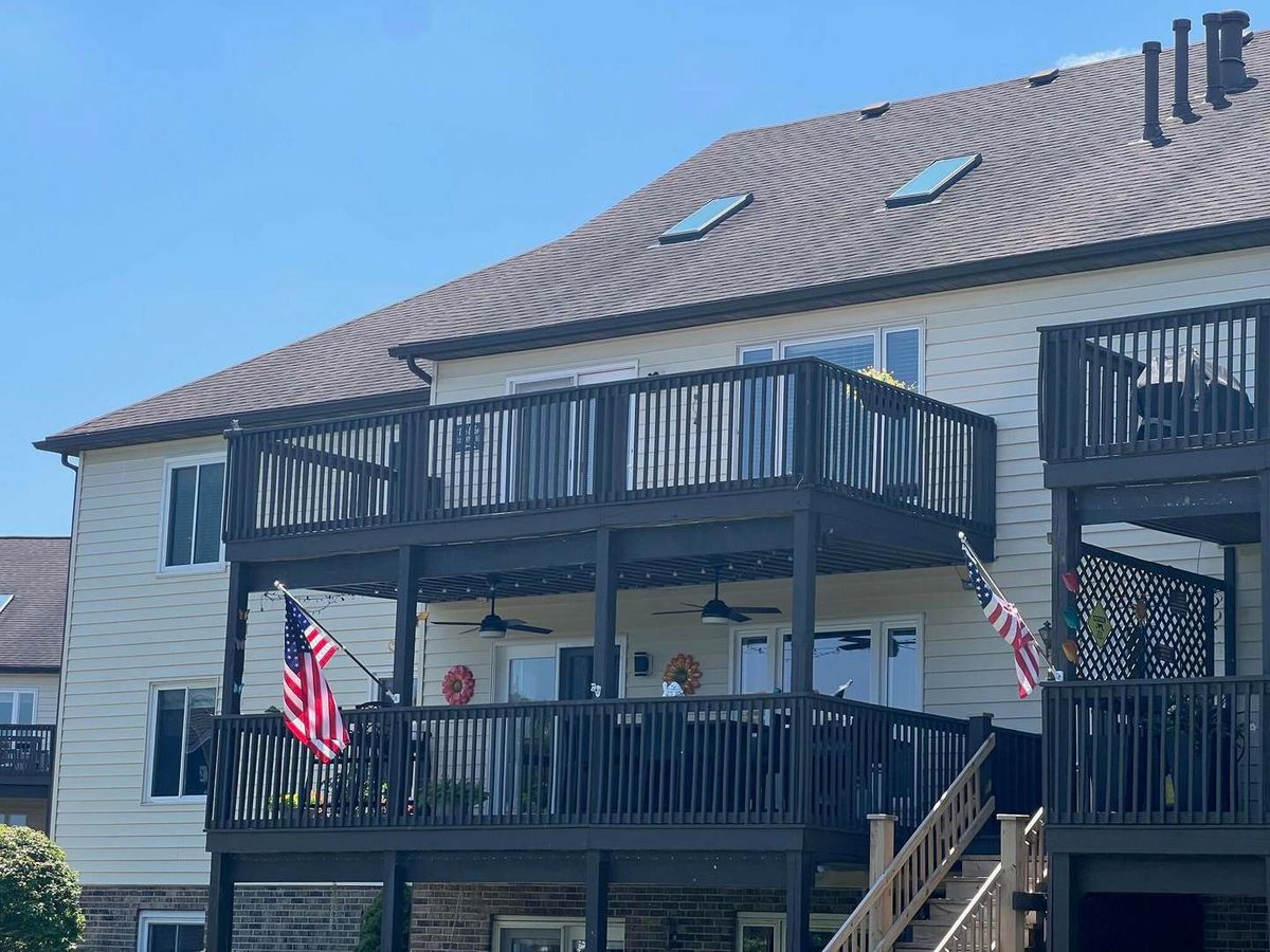 5065 Spinnaker Lane #D, Crown Point, IN 46307
