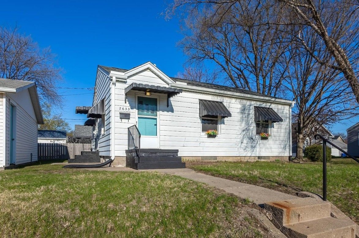 2633 16 Street — Moline, IL 61265