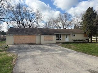 17W531 Morningside Drive — Oakbrook Terrace, IL 60181