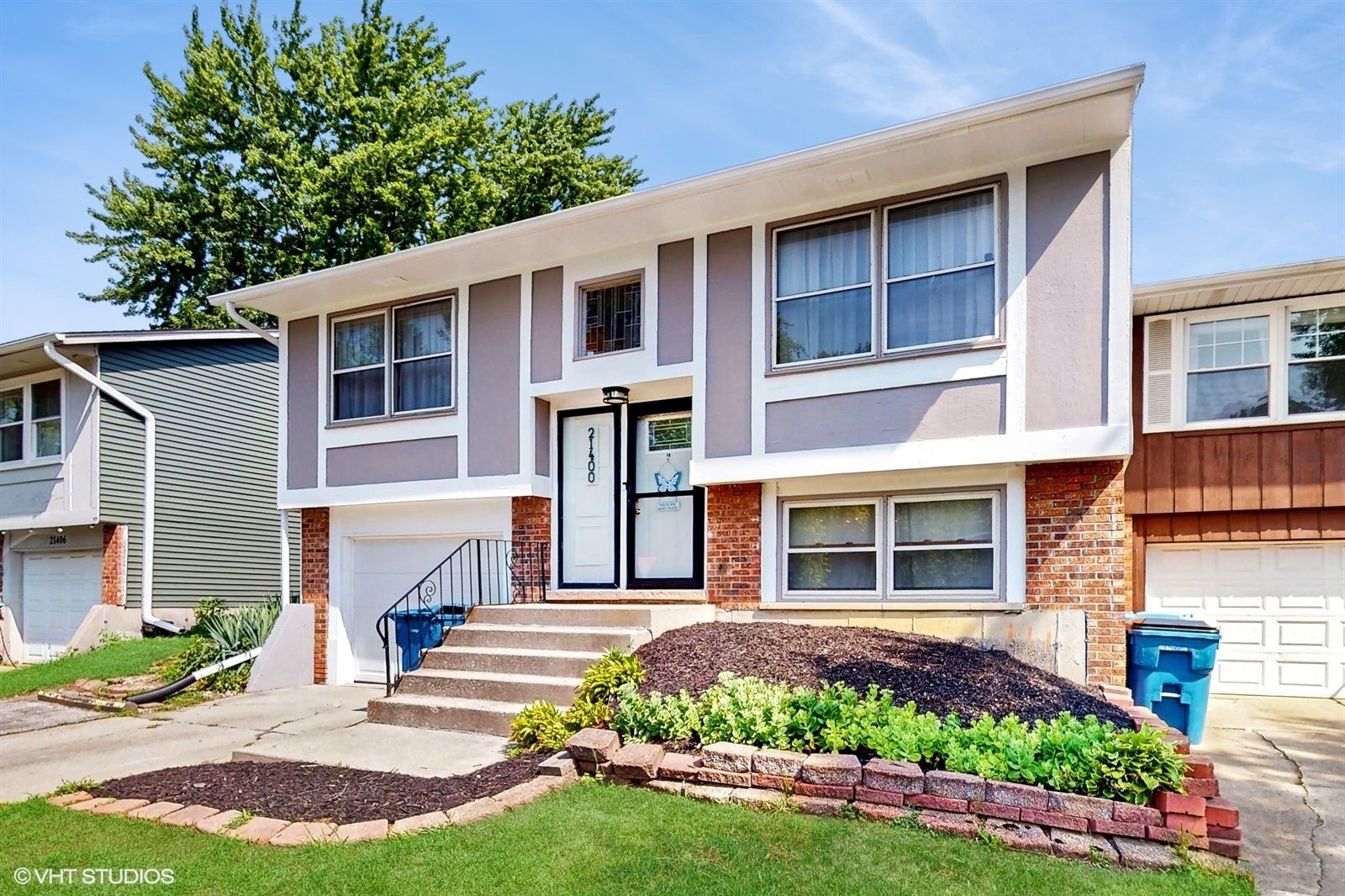 21400 Peterson Avenue — Sauk Village, IL 60411