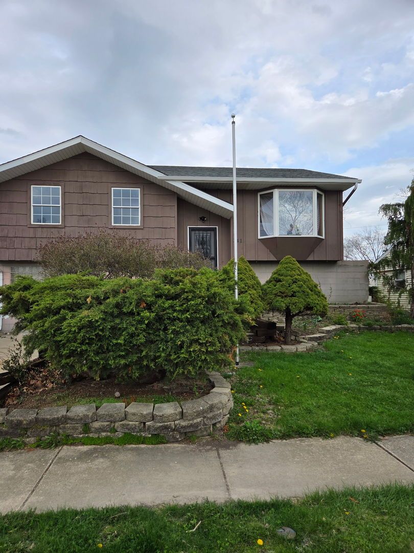 341 Hale Avenue — Romeoville, IL 60446