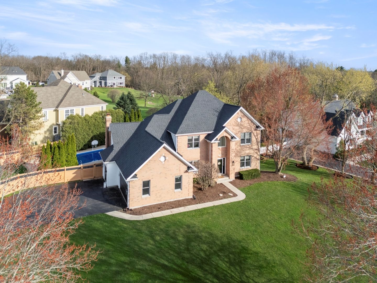 3 Milton Court — Cary, IL 60013