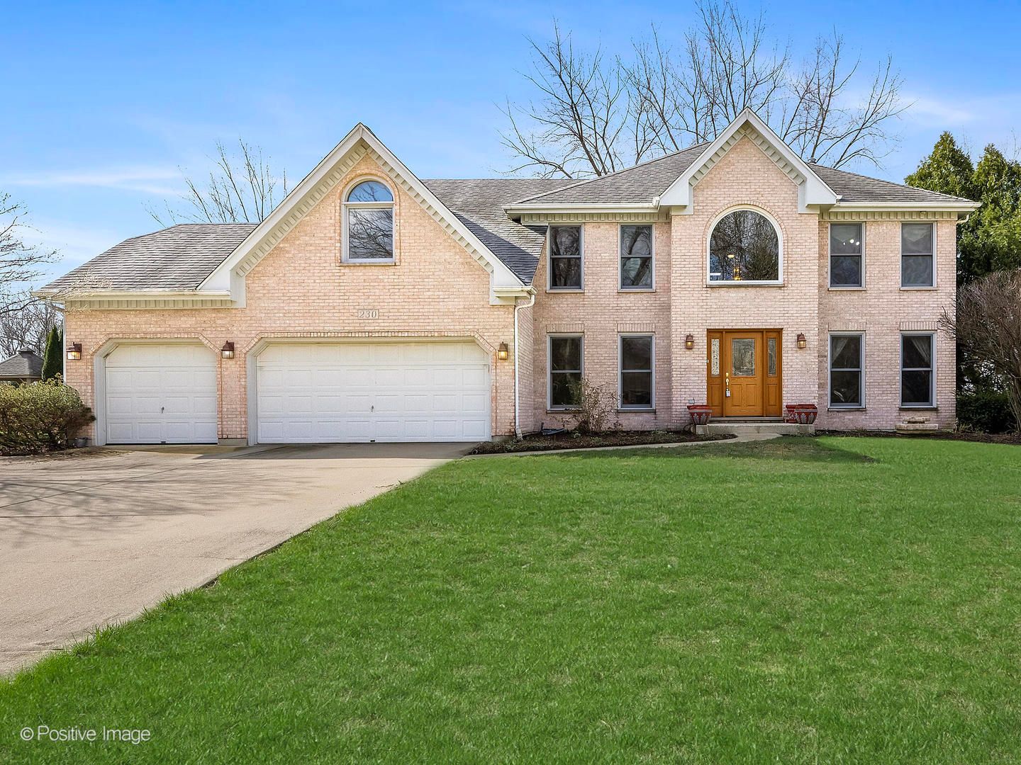 230 Plumtree Lane — West Chicago, IL 60185