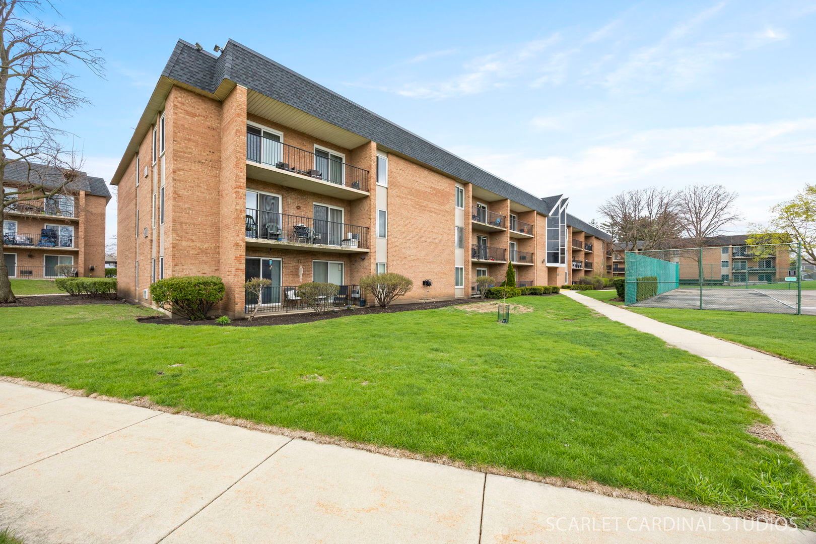 1056 N Mill Street #201 — Naperville, IL 60563