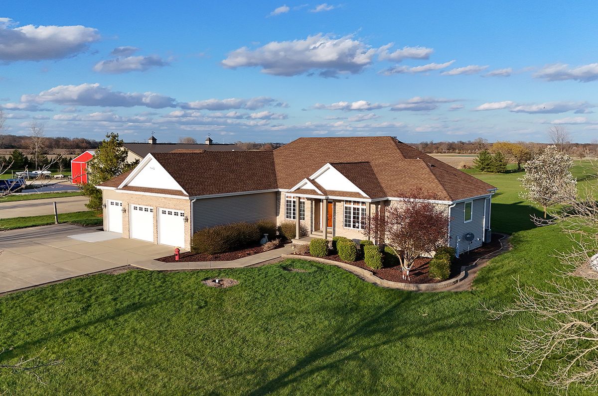 3095 5000W Road, Kankakee, IL 60901