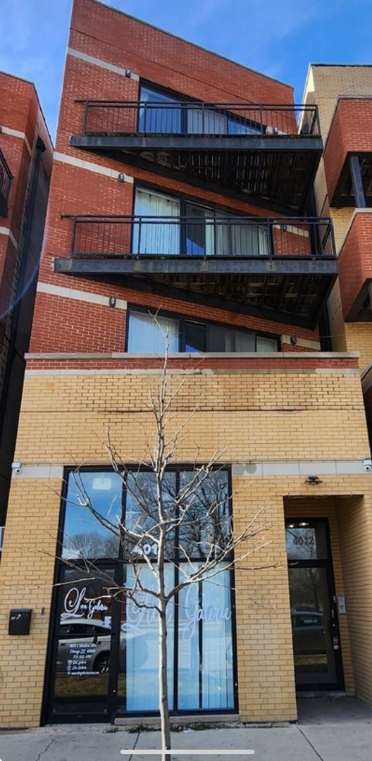 4012 S Western Avenue #2 — Chicago, IL 60609