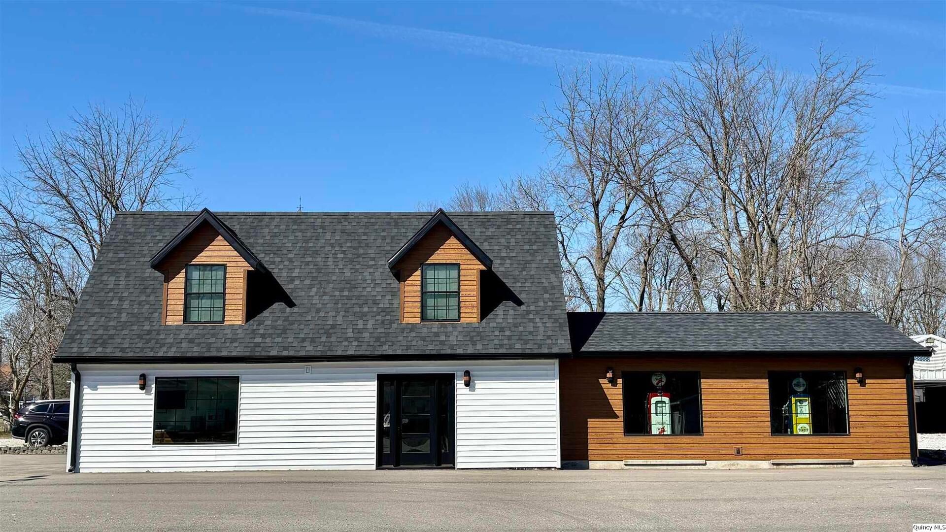 202 N Scofield — Carthage, IL 62321