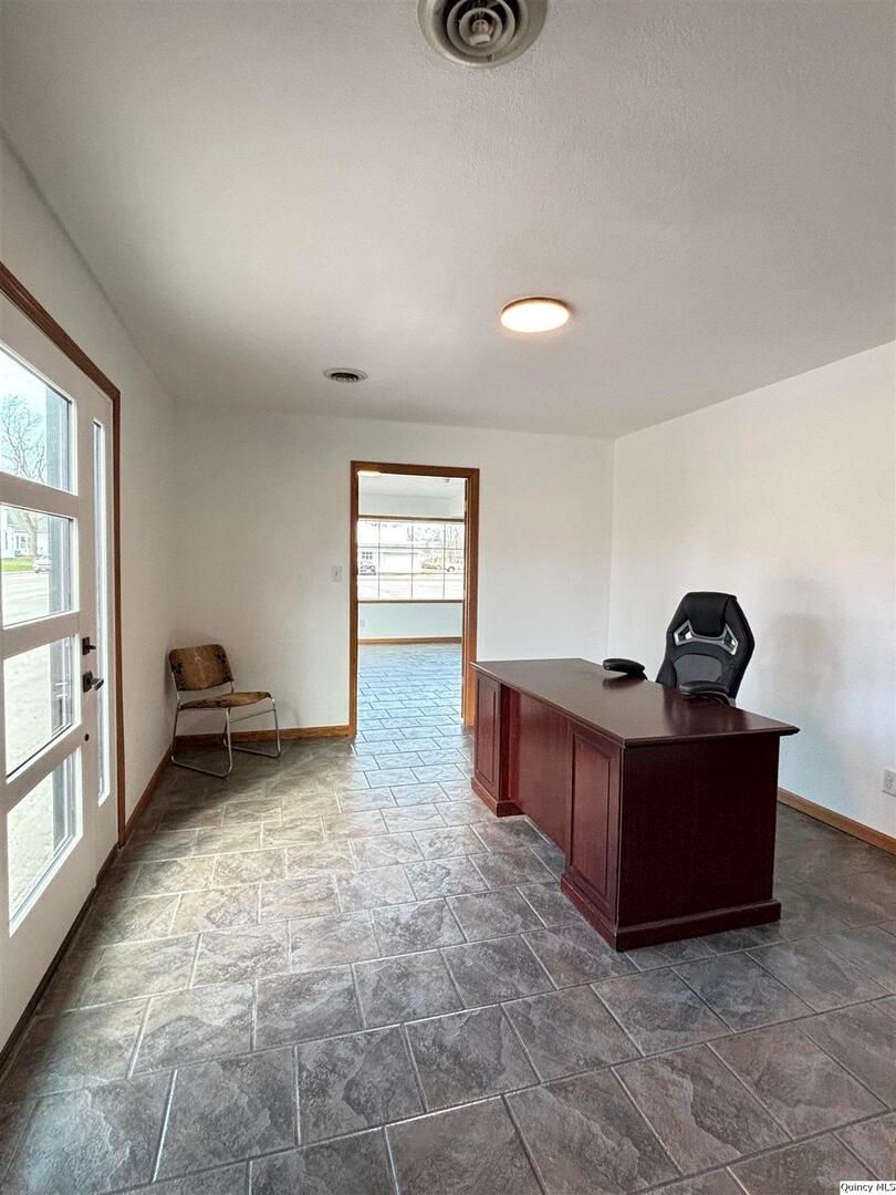 202 N Scofield, Carthage, IL 62321