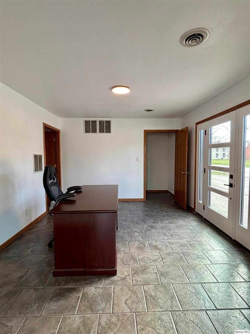 202 N Scofield, Carthage, IL 62321