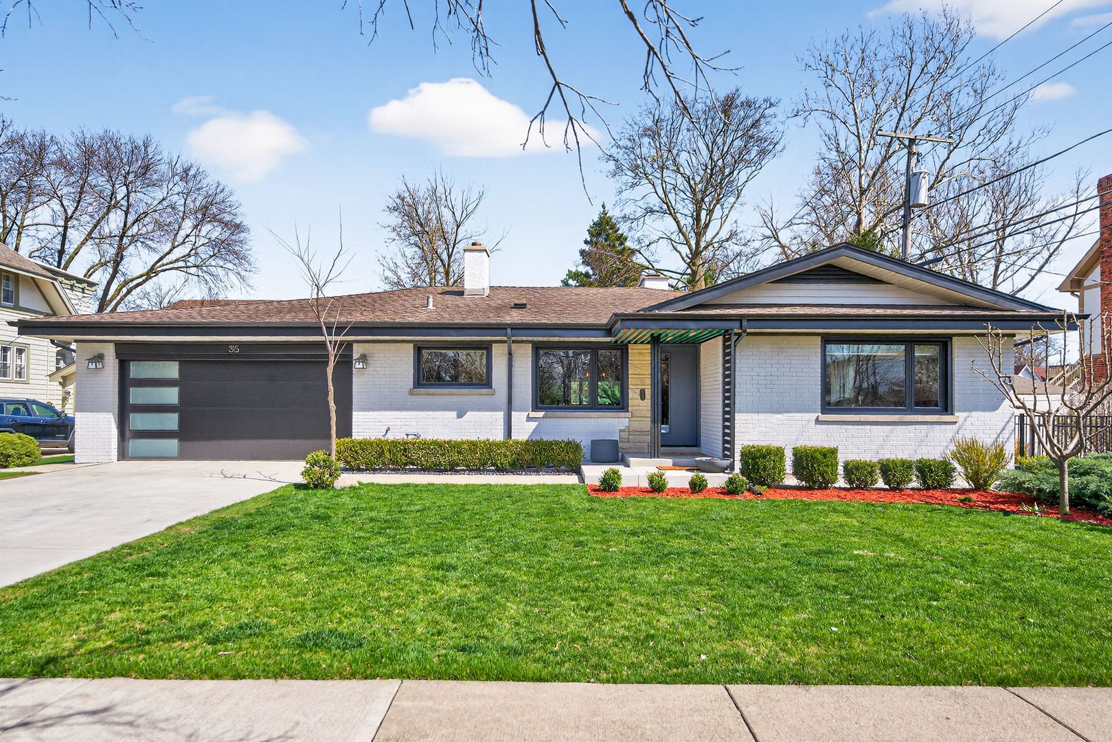 315 N Kenilworth Avenue — Elmhurst, IL 60126