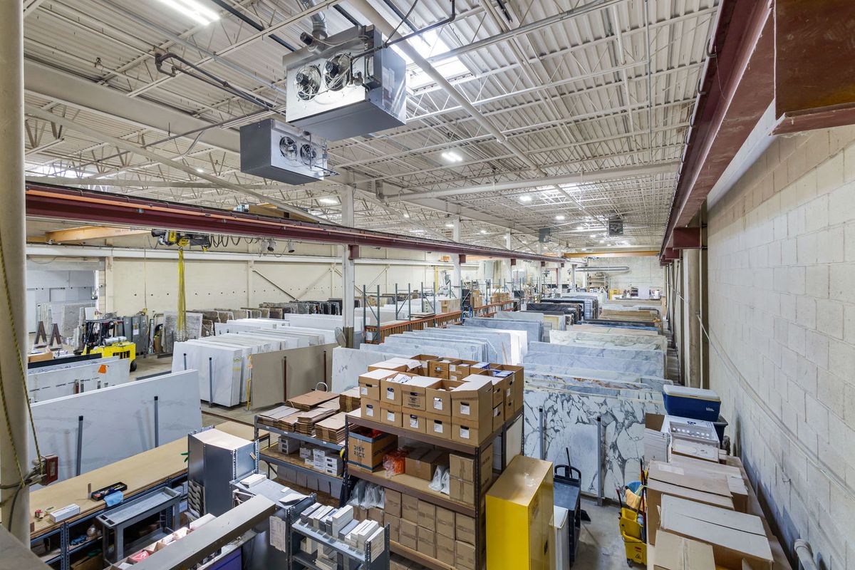 999 Confidential, Glendale Heights, IL 60139