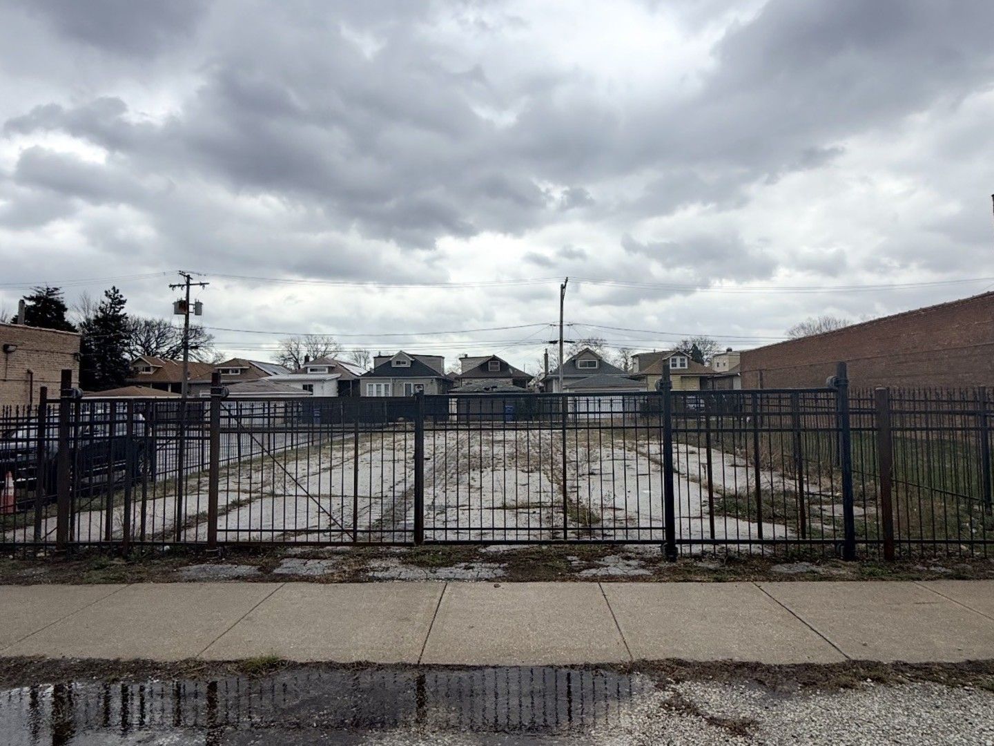 8535 S Ashland Avenue — Chicago, IL 60620